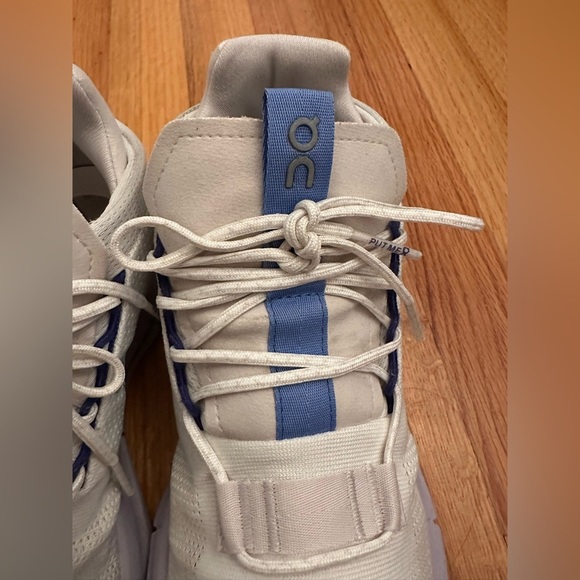 On Cloud Womens Cloudnova size 7W Undyed-White Heather - Picture 3 of 16